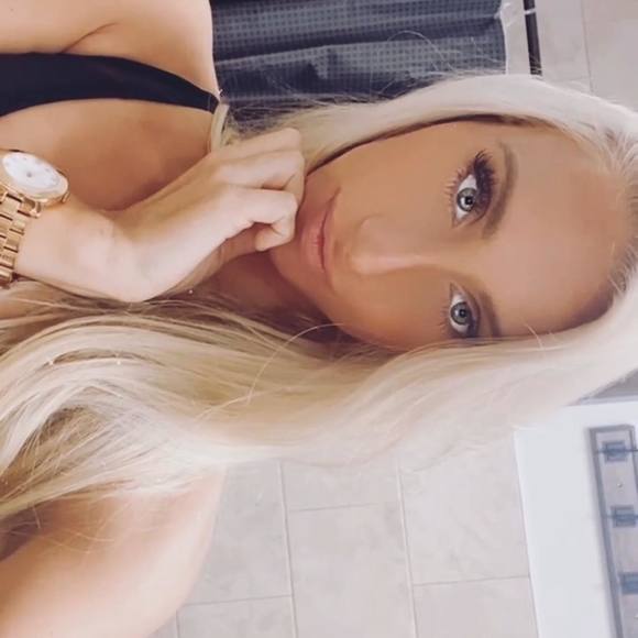 Meet your Posher, Chelsea-rose - Picture 1 of 1